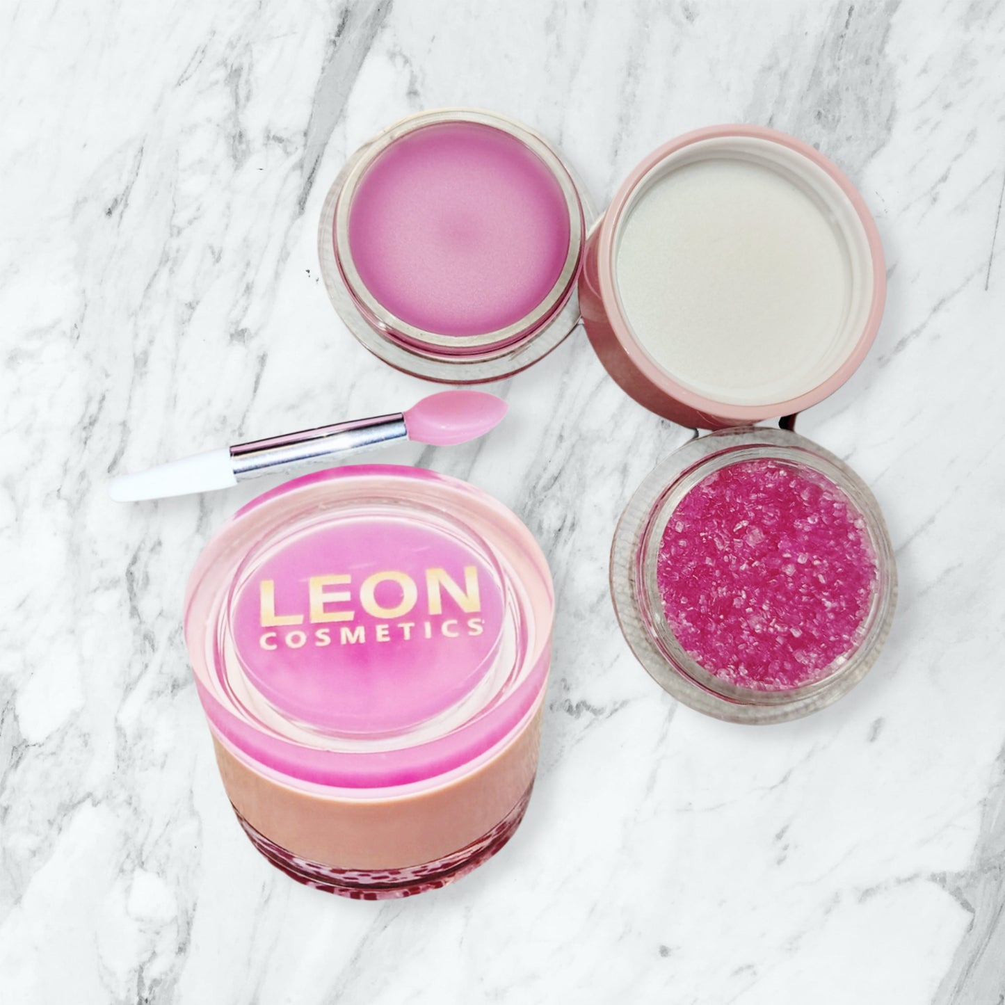 Lip scrub double action: balm and scrub