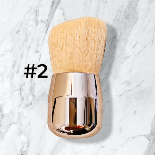 Loose powder make-up brush